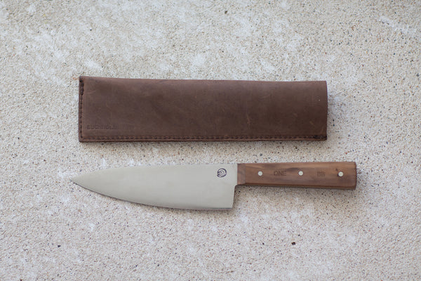 ONE - Kochmesser mit Walnussgriff / mit Griff aus Moor-Eiche