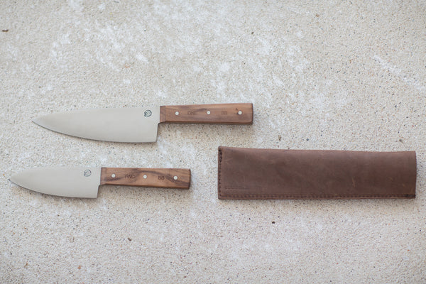 ONE and TWO - beide Kochmesser als Duo - mit Griff aus Moor-Eiche