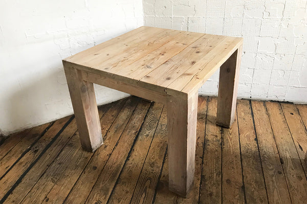 Tisch aus dem Lokal - Tisch Vier 'used'